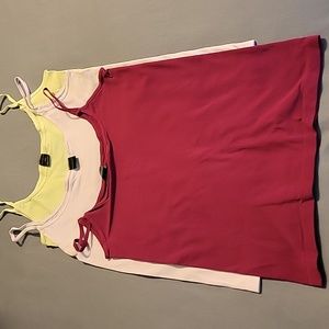 Set of 3x tank tops